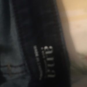 Size 4 a new approach skinny jeans